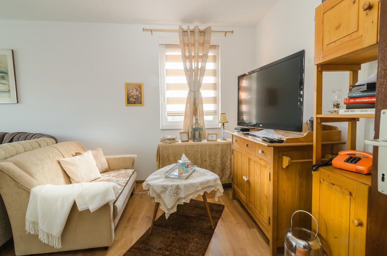 Apartment 10 Visoko Εξωτερικό φωτογραφία